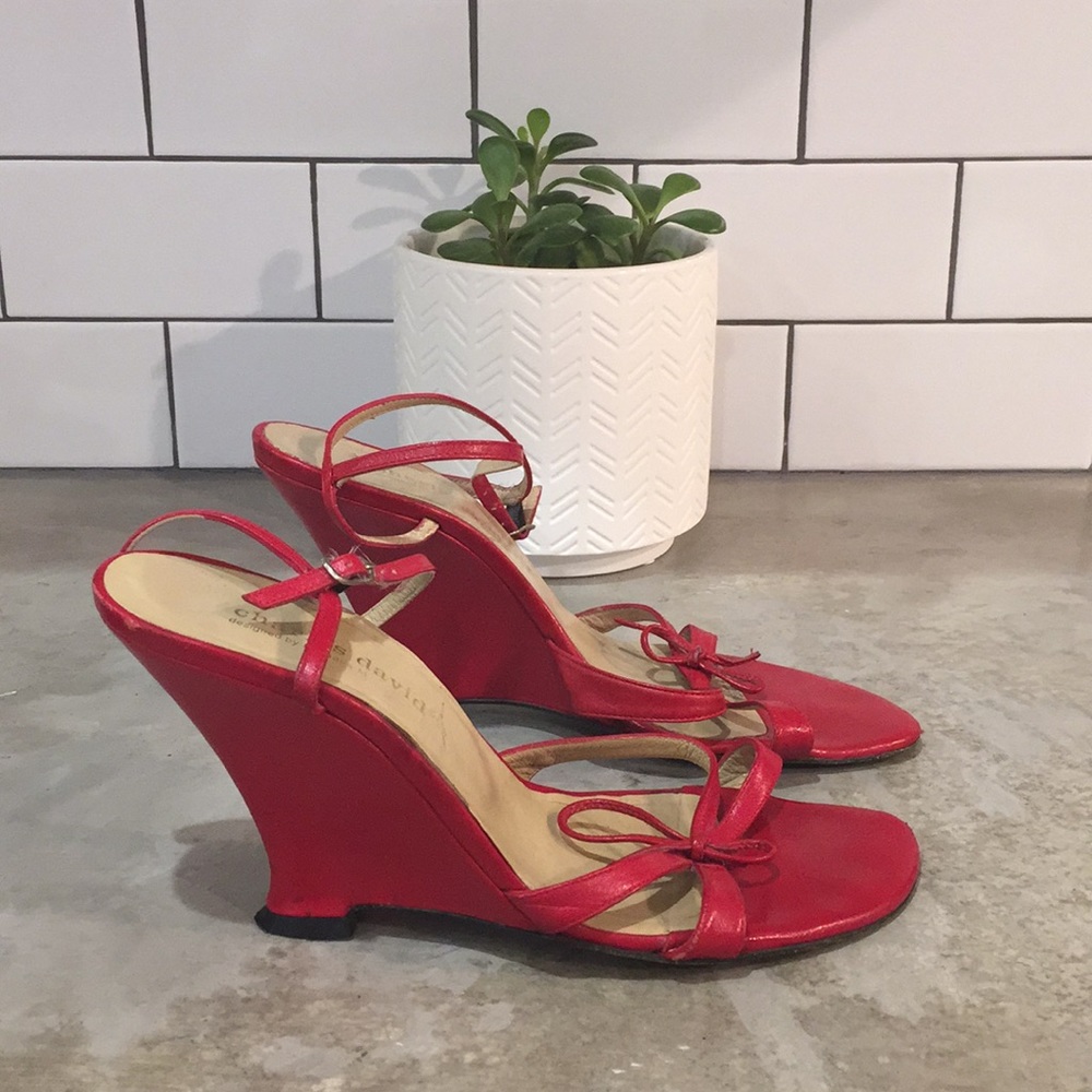 Vinage 2000s Charles David red wedges